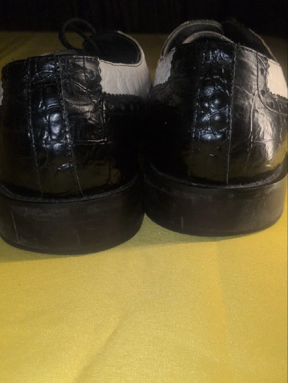 Vintage Giorgio Brutini Black & White Men's Two-Tone Wingtip Dress Shoes